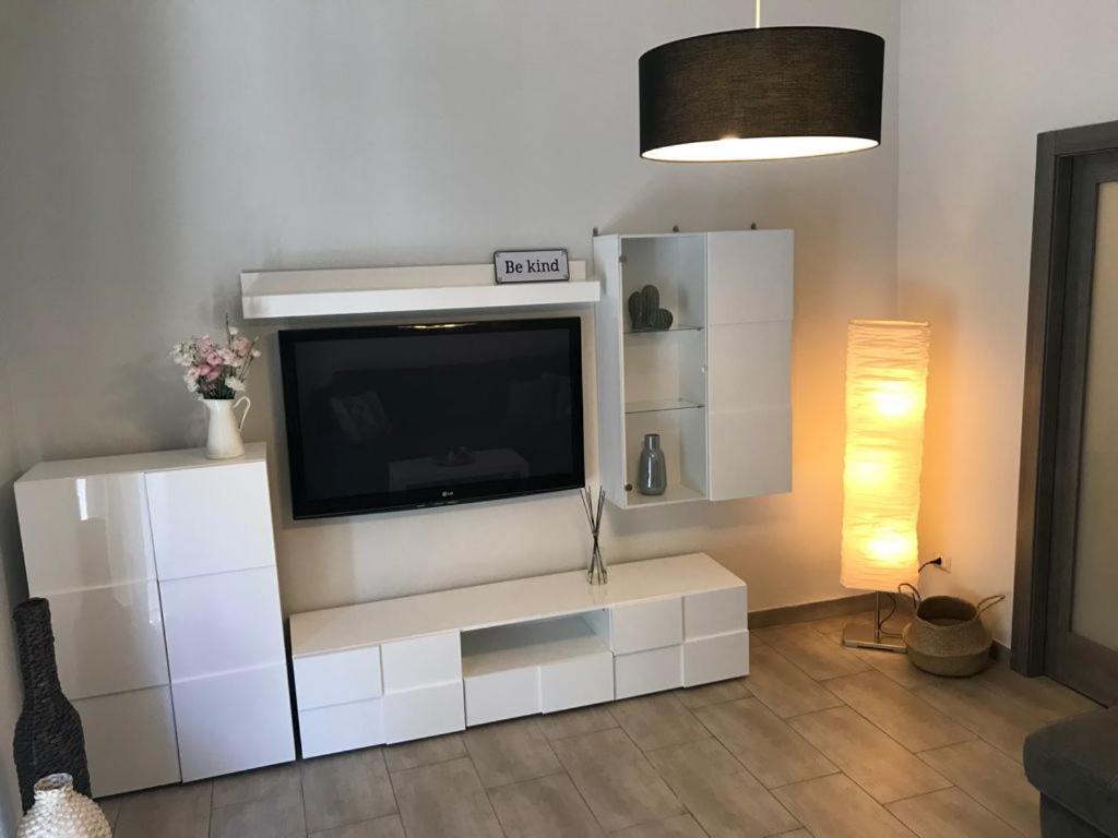 Il Fortino Apartment Aeroporto di Catania Fontana Rossa Esterno foto